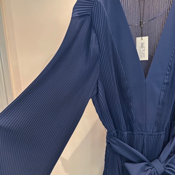 Navy Blue Ribbed Dress - Picture 5 of 9